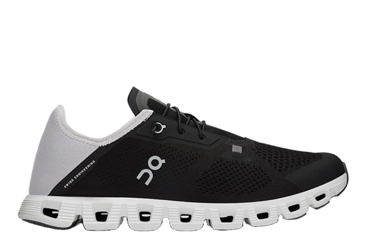 On Cloud V2 in Black and Grey