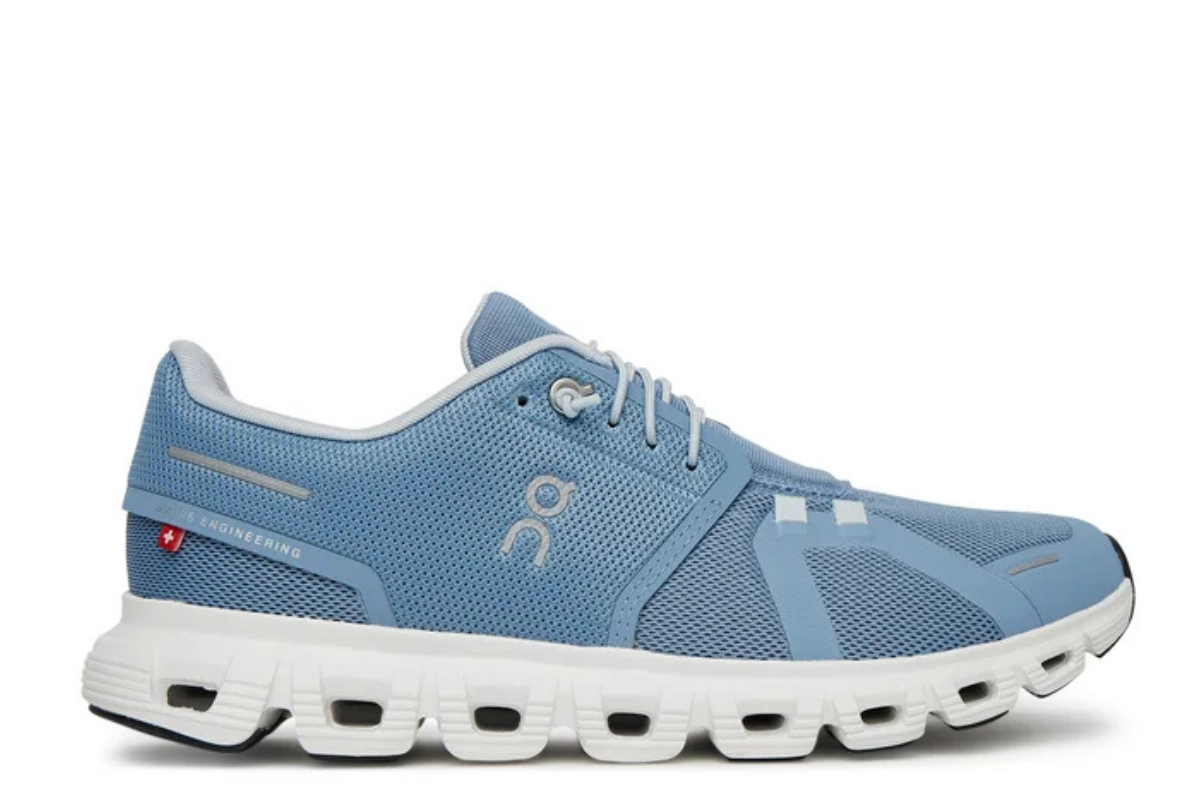 On Cloud Chambray White colorway
