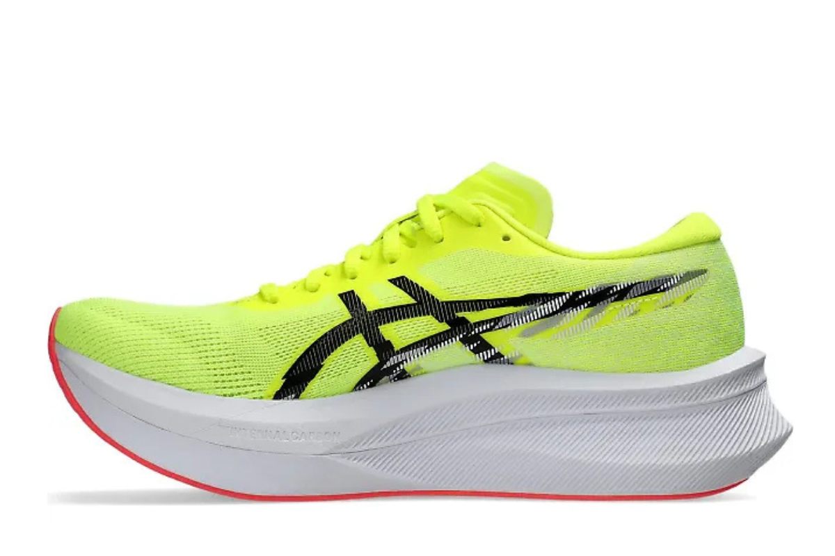 Asics Magic Speed 4 in Safety Yellow