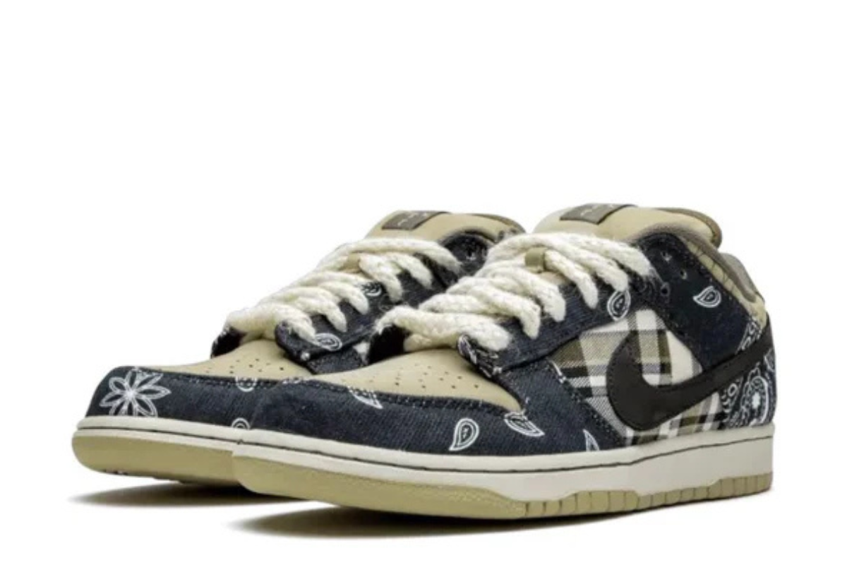 Nike Dunk Low SB x Travis Scott