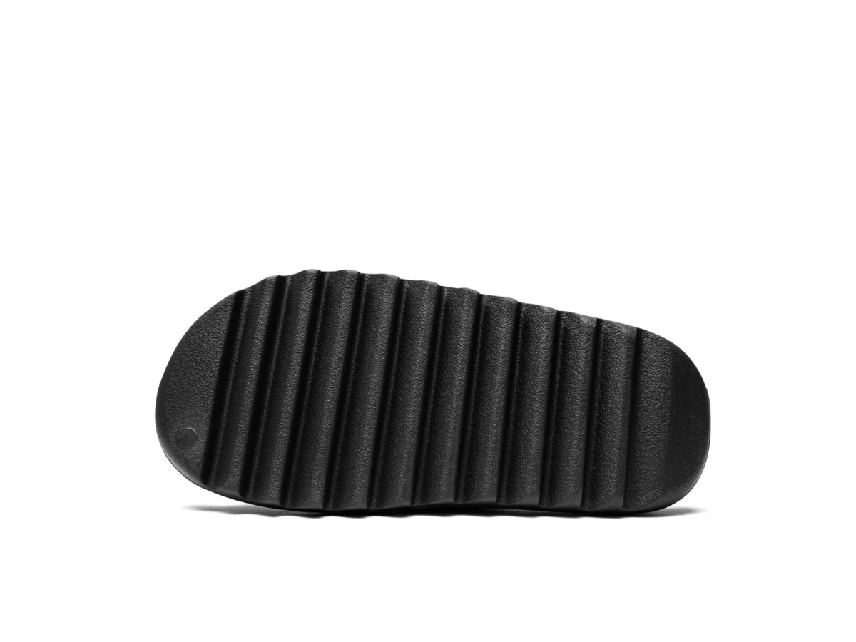 Adidas Yeezy Slide in Black