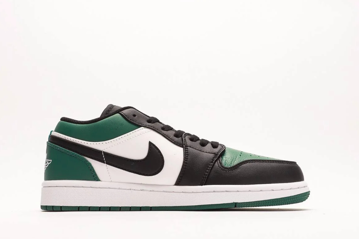 Air Jordan 1 Low Green Toe Edition