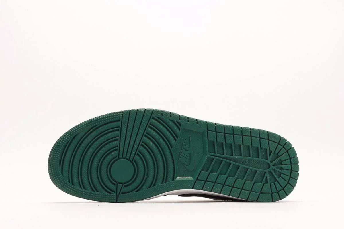 Air Jordan 1 Low Green Toe Edition