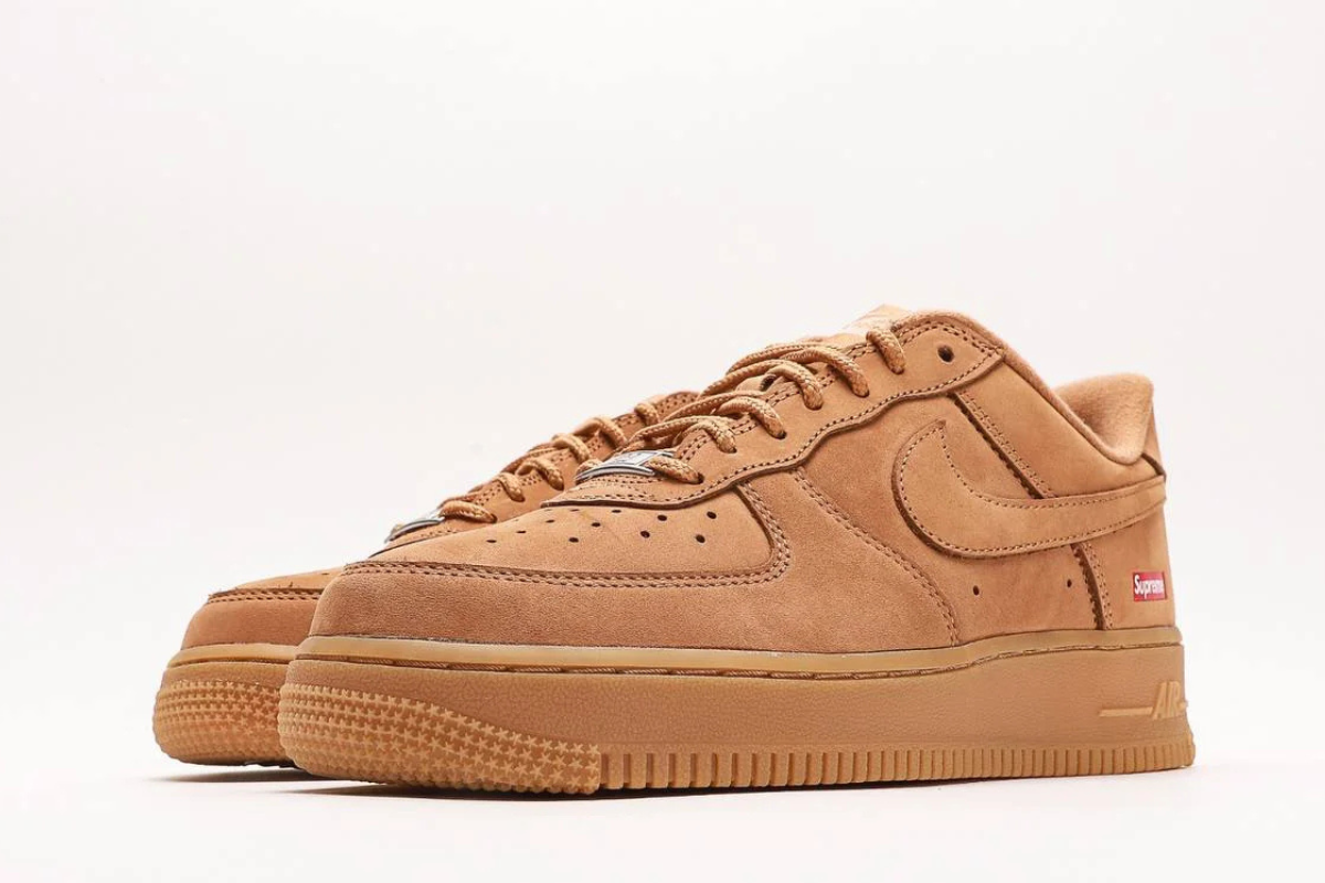 Supreme x Nike Air Force 1 Low '07 Wheat Flax