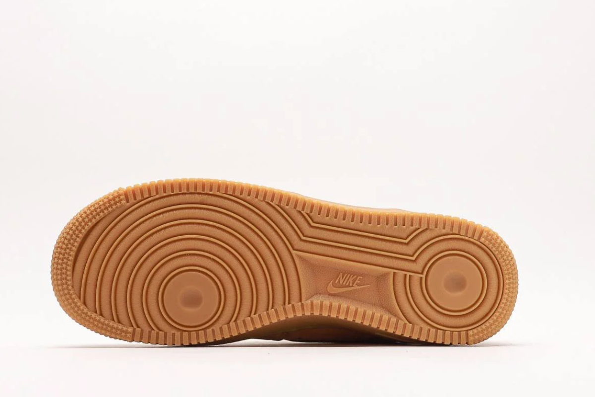 Supreme x Nike Air Force 1 Low '07 Wheat Flax