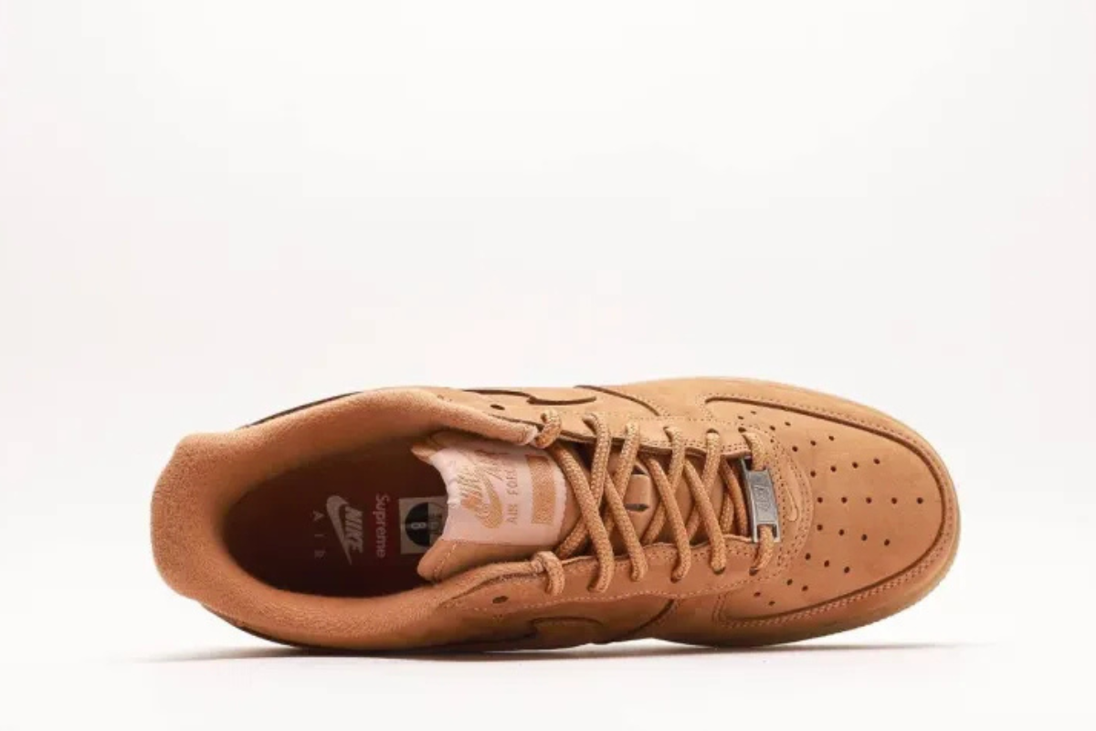 Supreme x Nike Air Force 1 Low '07 Wheat Flax