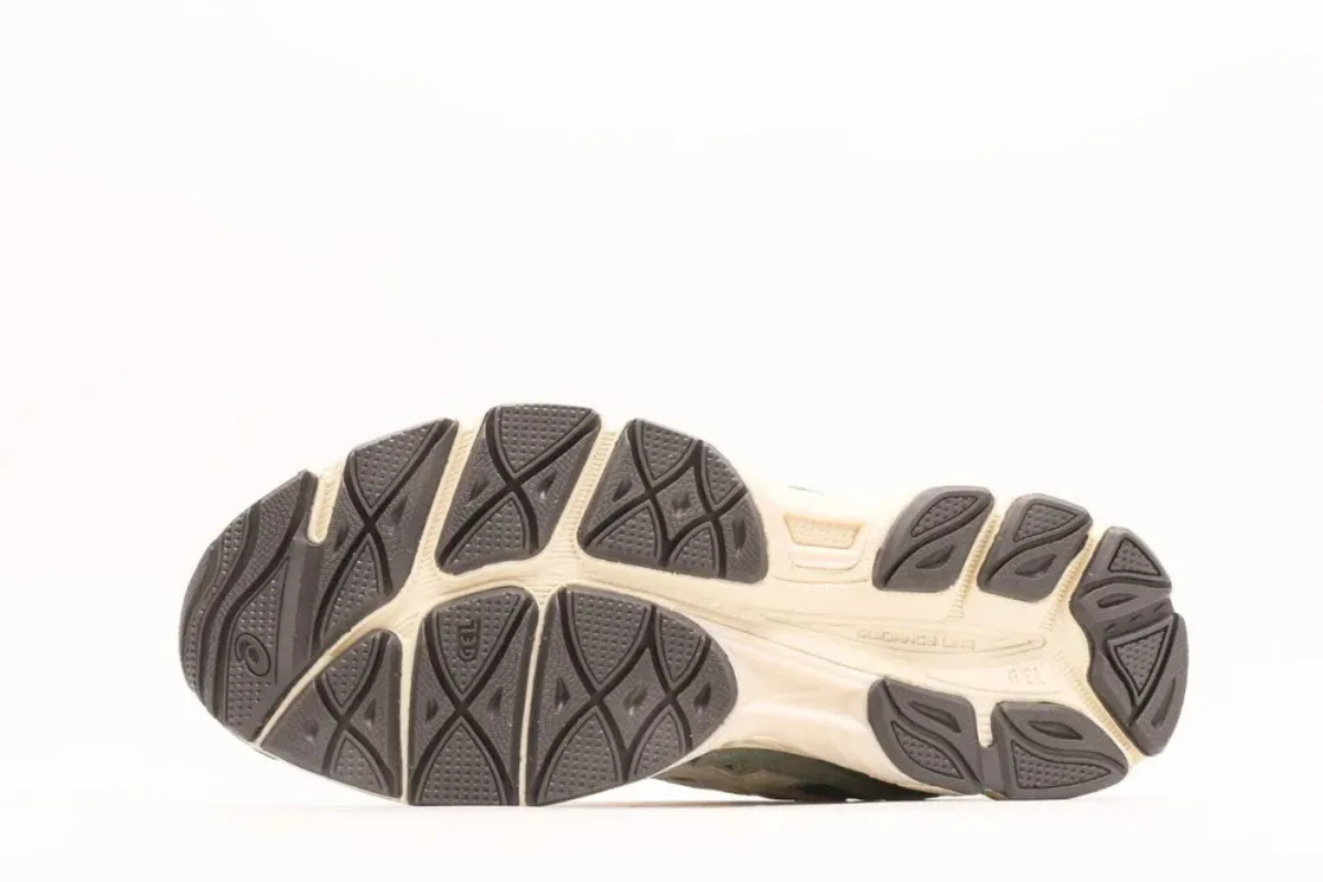 ASICS Gel-NYC in Ivy Smoke Grey Edition