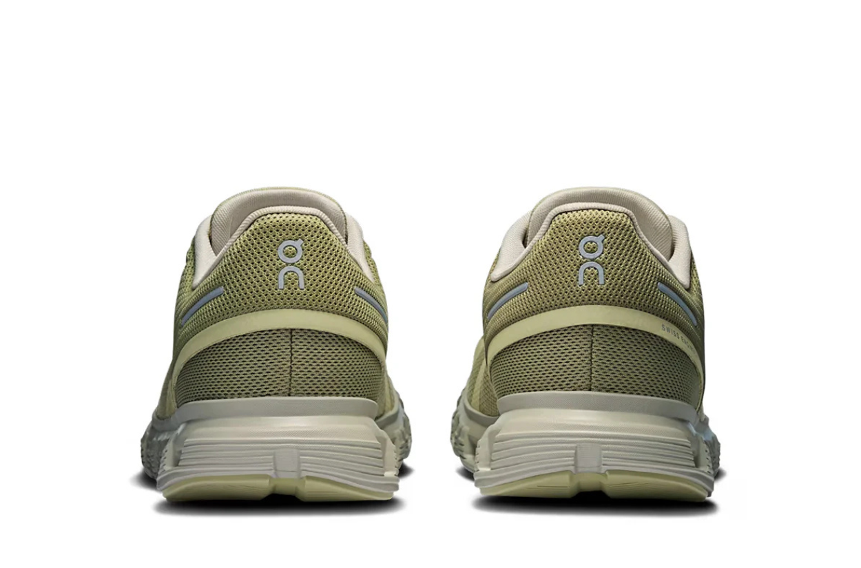 On Cloud 6 - Caper / Ice Colorway