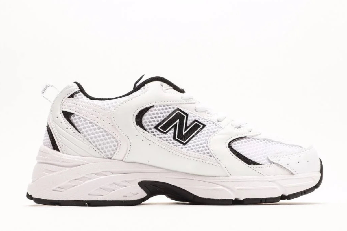 New Balance 530 in White and Black