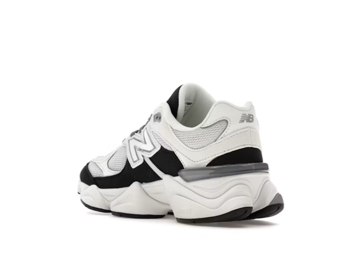 New Balance 9060 Reflection Black in White / Black