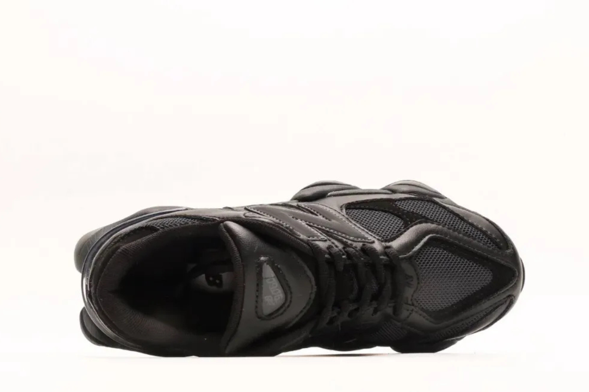 New Balance 9060 Triple Black Edition