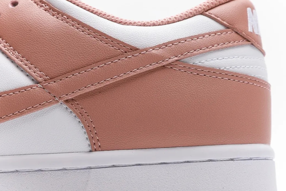 Nike SB Dunk Low Rose Whisper Edition