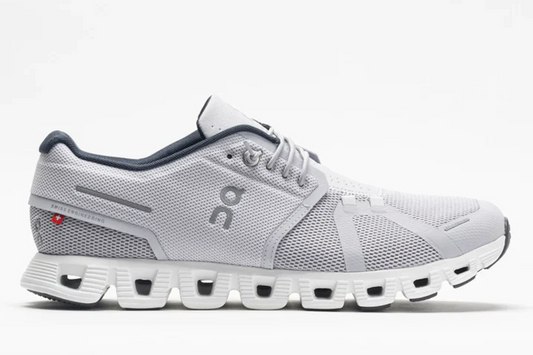 On Cloud 5 in Glacier White