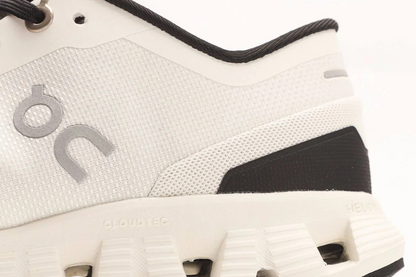 Cloud X 3 in Ivory Black Edition