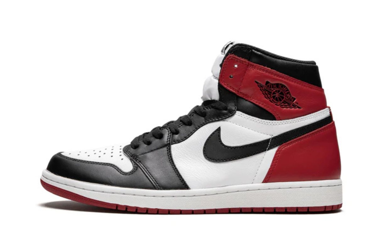 Air Jordan 1 Retro High OG "Black/White-Red"