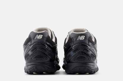 New Balance 204L Timberwolf Black colorway