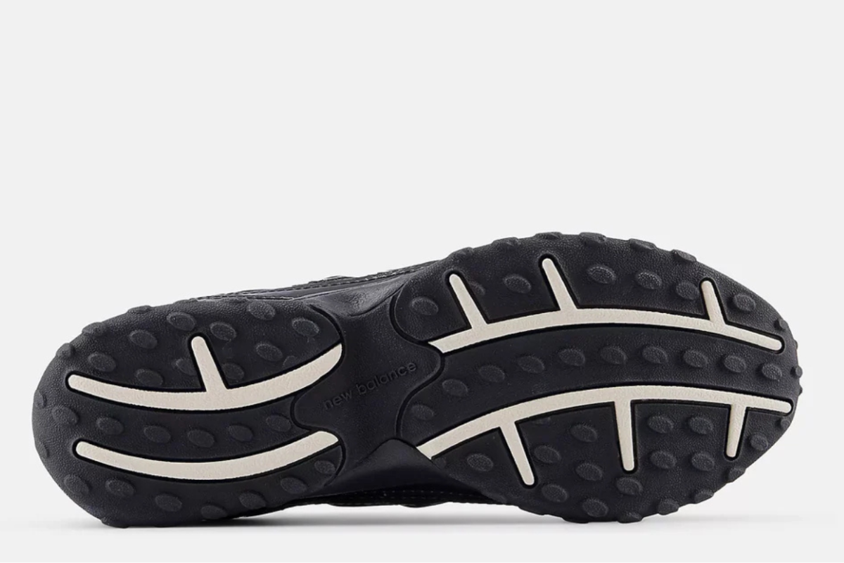 New Balance 204L Timberwolf Black colorway