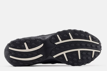 New Balance 204L Timberwolf Black colorway