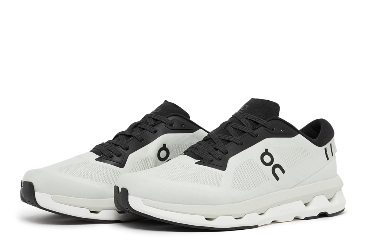 On Running Cloudzone in Ice Black