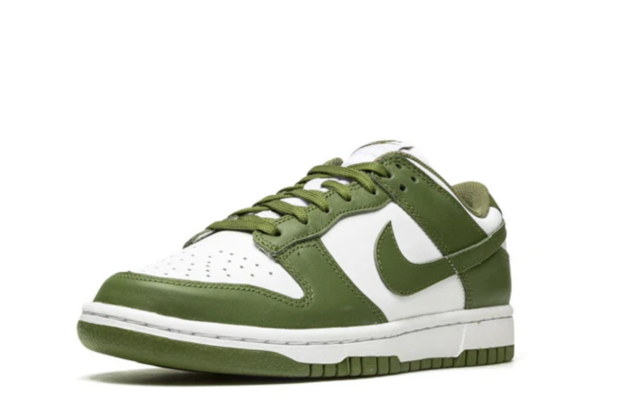 Nike SB Dunk Low "Medium Olive" Edition