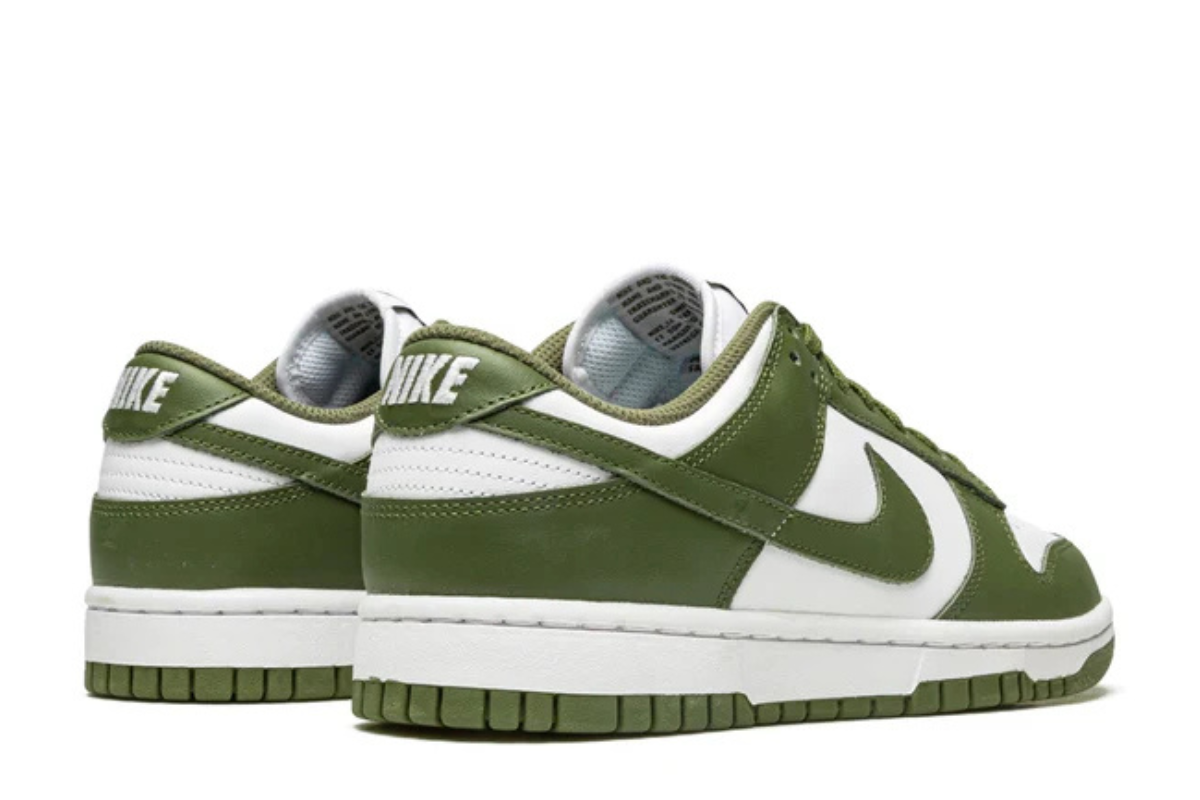 Nike SB Dunk Low "Medium Olive" Edition