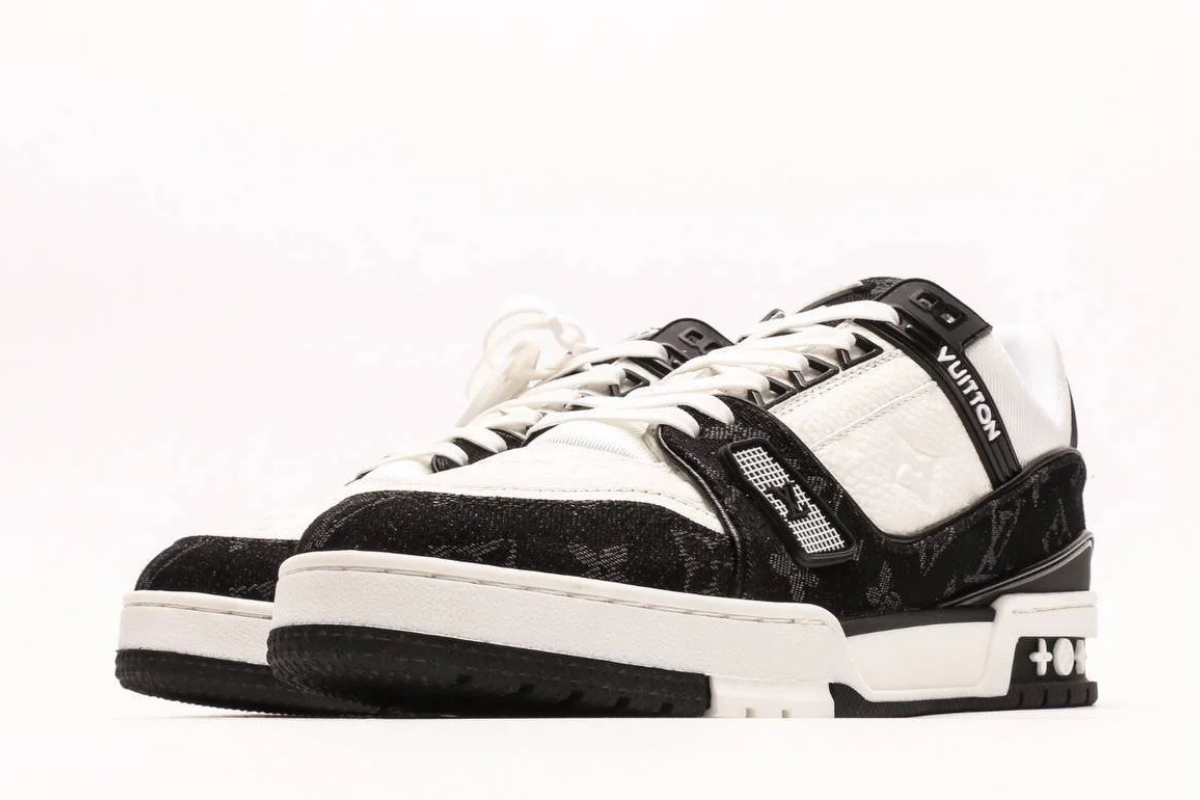 Louis Vuitton LV Trainer White Black Edition