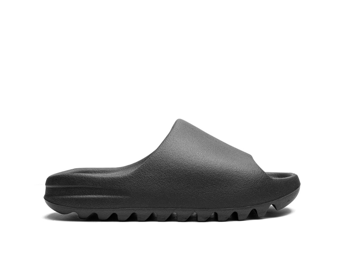 Adidas Yeezy Slide in Black