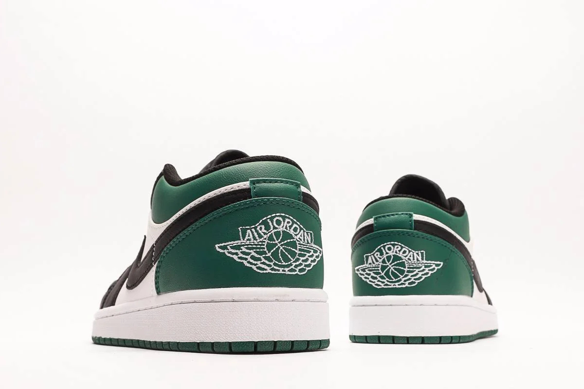Air Jordan 1 Low Green Toe Edition