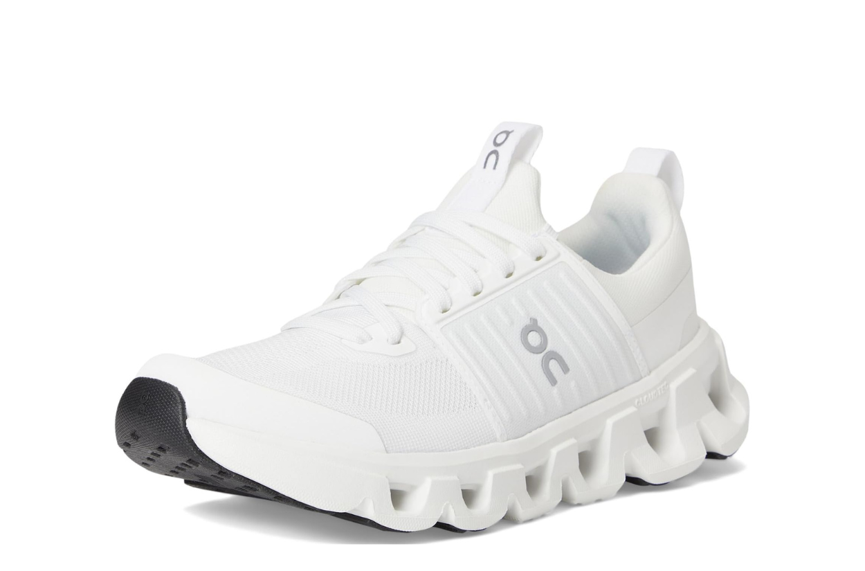 On Running Cloudswift 4 White