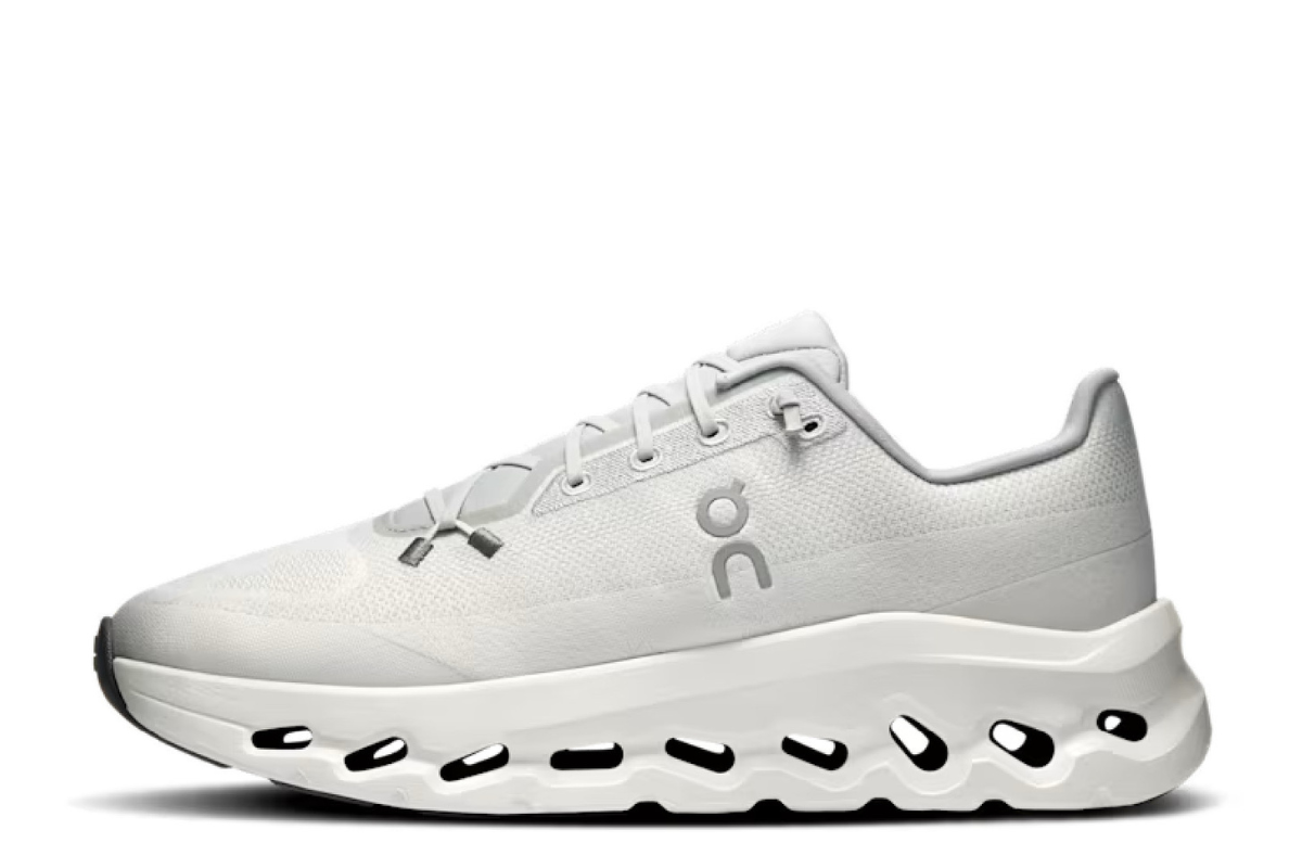 On Cloudtilt in Glacier Ice