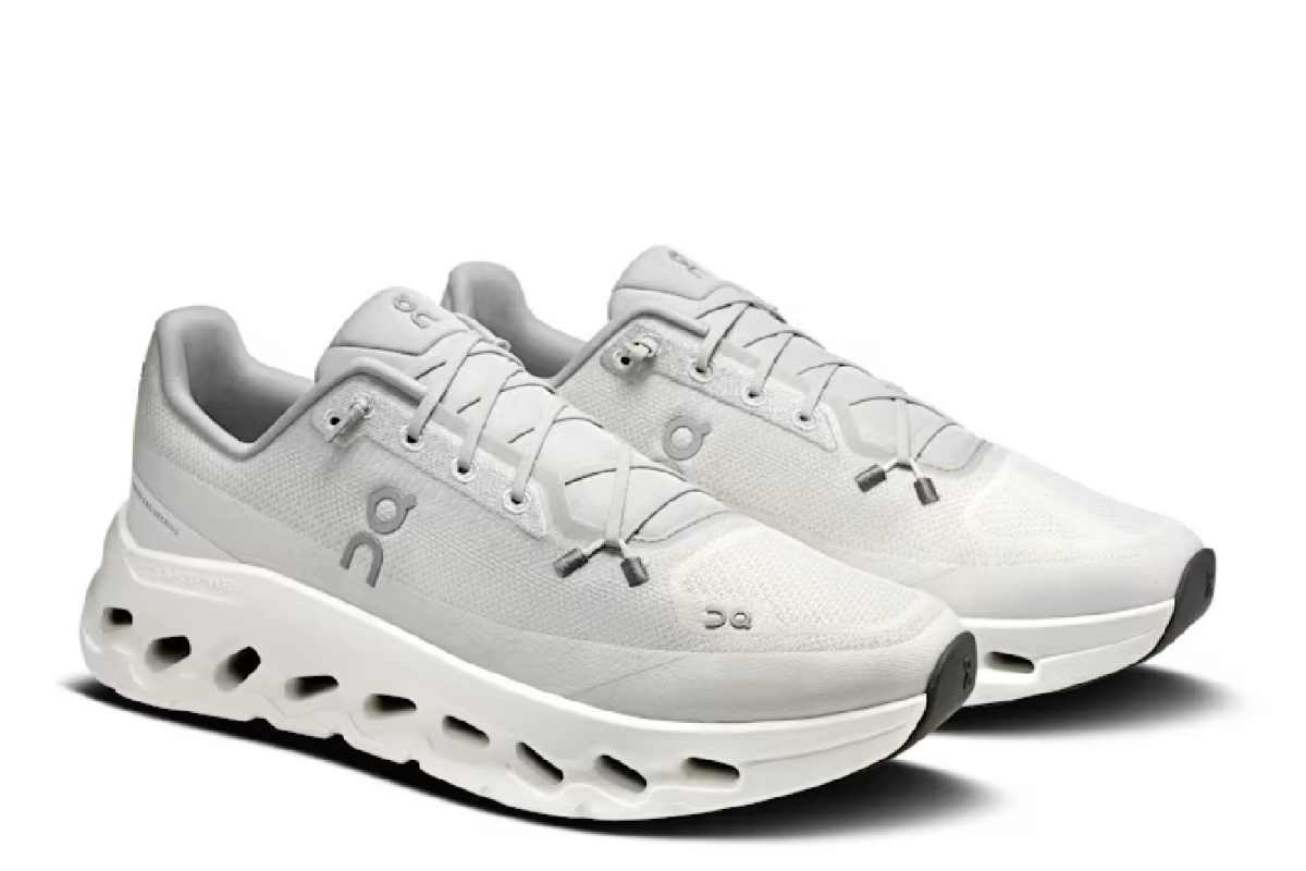 On Cloudtilt in Glacier Ice