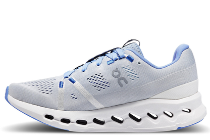 On Cloudsurfer 7 in heather/white