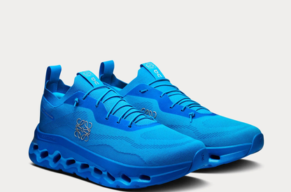 On Running Cloudtilt Electric Blue