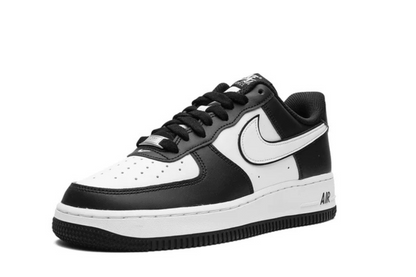 Air Force 1 Low in 'Panda' Edition