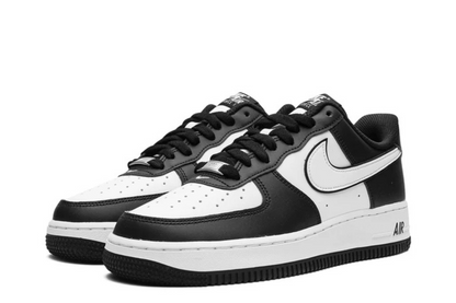 Air Force 1 Low in 'Panda' Edition