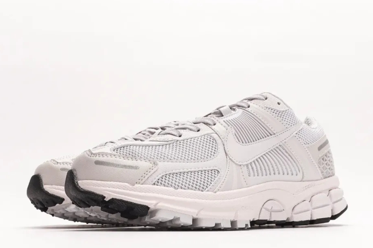 Nike NK Zoom Vomero 5 SP Vomero