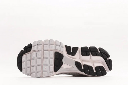 Nike NK Zoom Vomero 5 SP Vomero