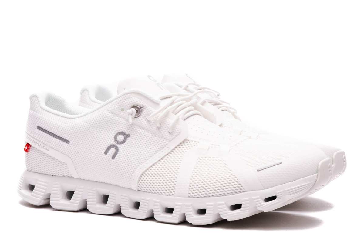 On Cloud 6 White/White