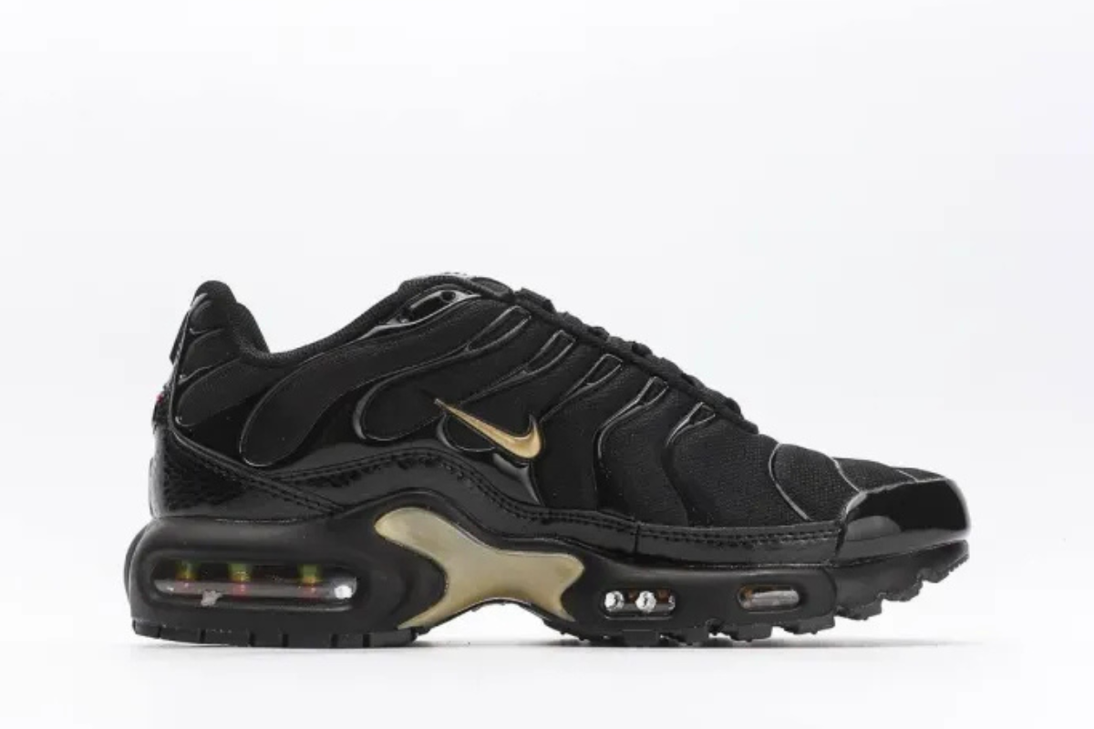 Nike Air Max Plus Black Gold Edition