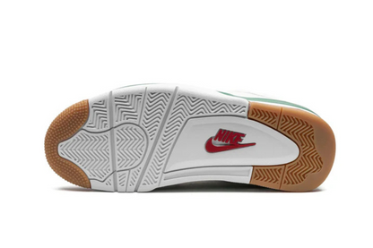 Air Jordan 4 Retro SB "Pine Green" Edition