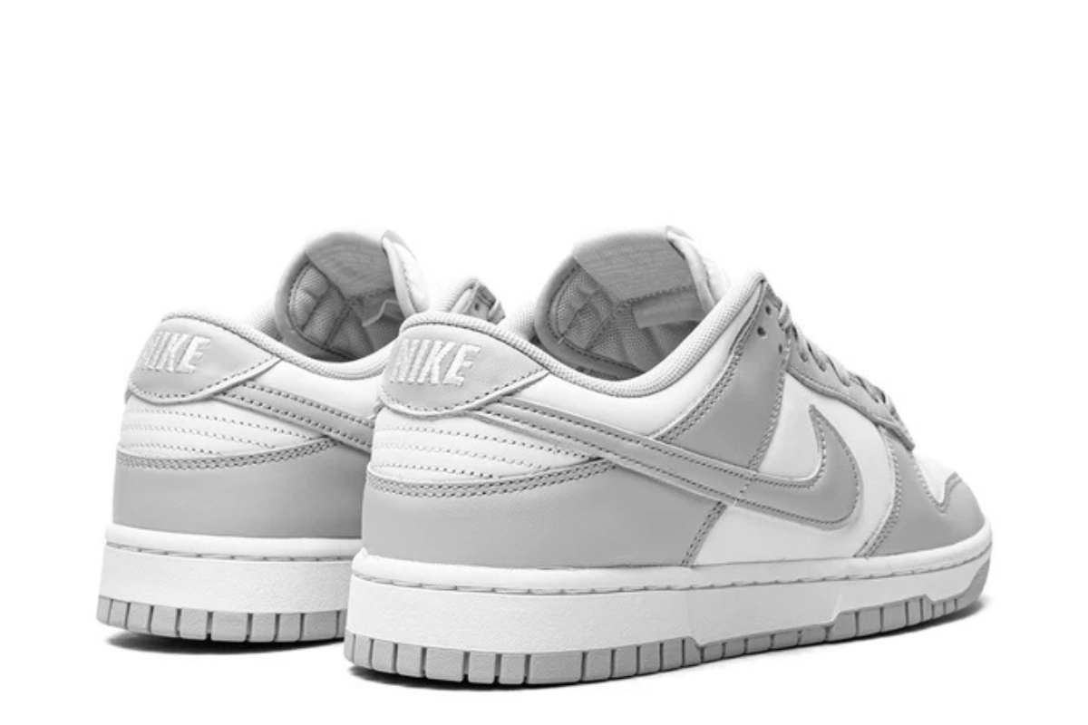 Nike Dunk Low "Grey Fog"