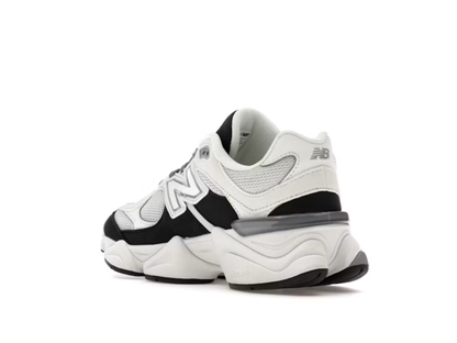 New Balance 9060 Reflection Black in White / Black