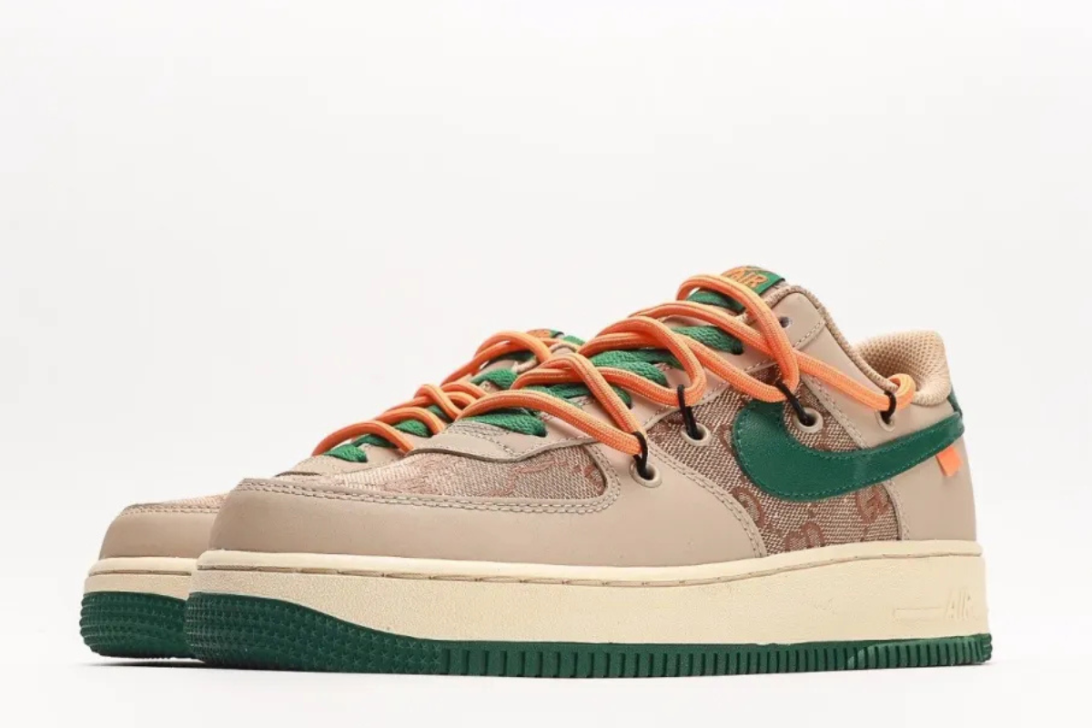 Nike Air Force 1 Low White Supreme Gucci Edition
