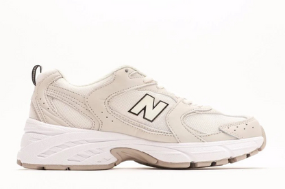 New Balance 530 in Ivory