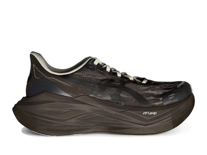 Asics Superblast 3 blacktoes Keep Running Quiet