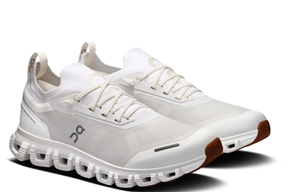 On Cloud 6 Versa White / White Colorway
