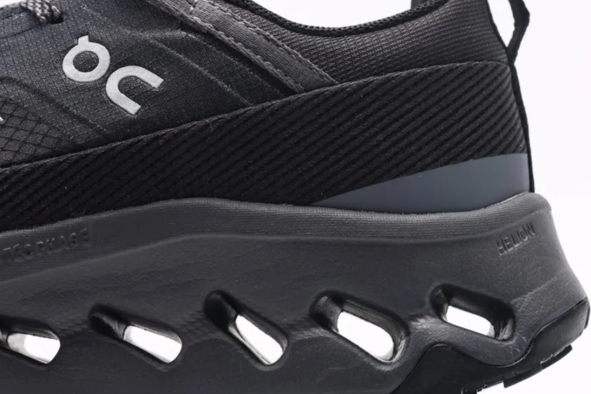 On Running Cloudhorizon Waterproof Black Eclipse