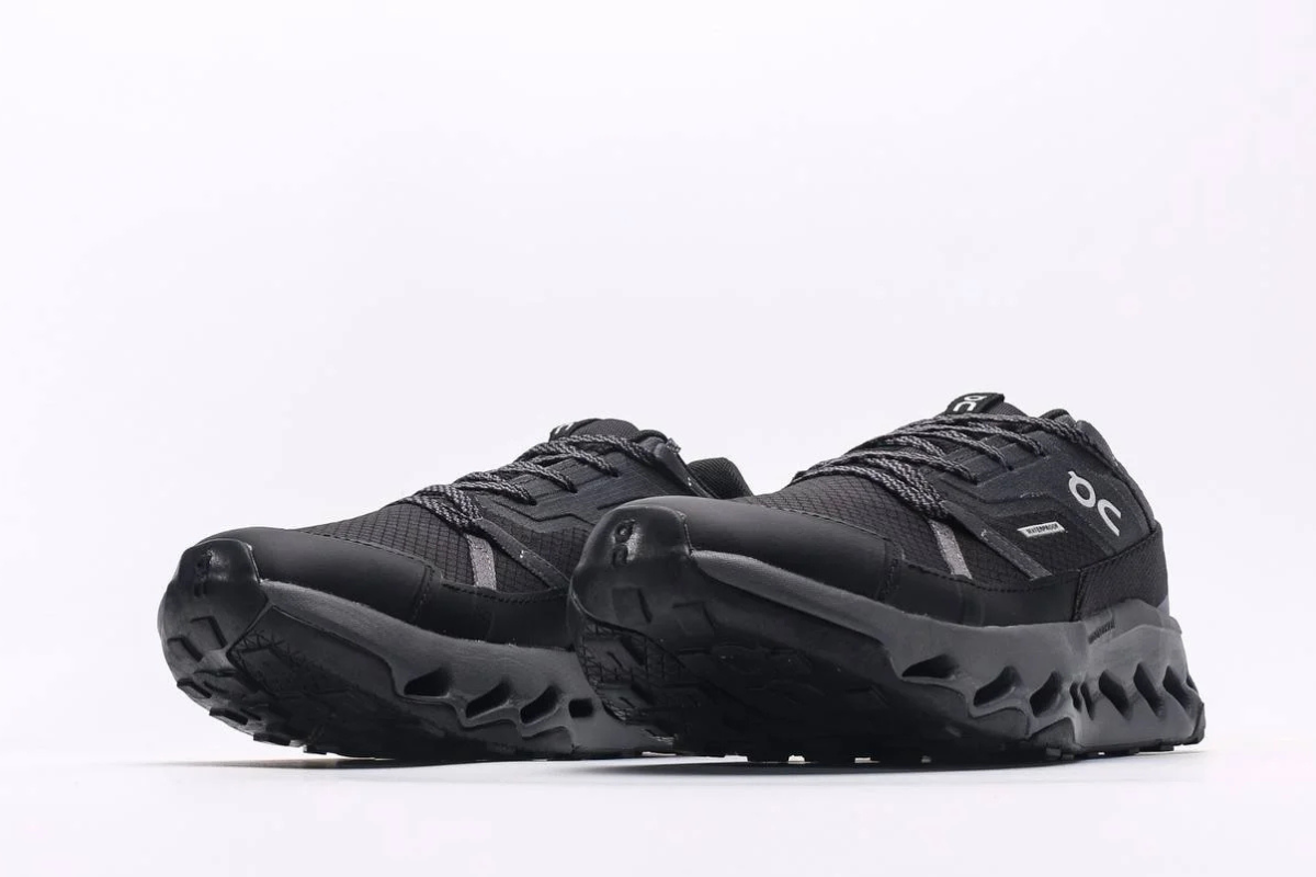 On Running Cloudhorizon Waterproof Black Eclipse
